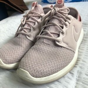 Light Pink Nike Tennis Shoes